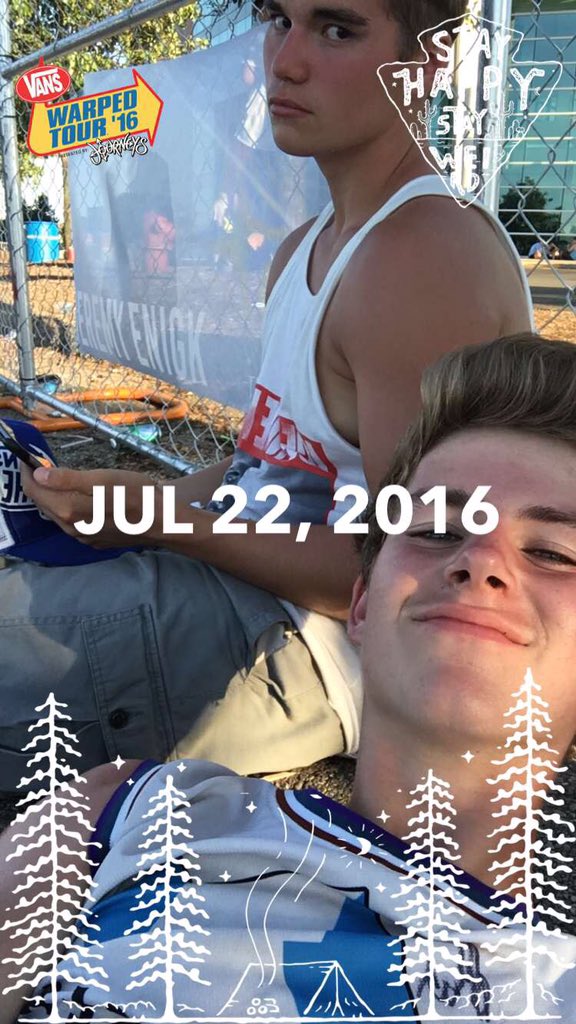 ben_wright13's tweet photo. Warped 2k16🎉 @ICENINEKILLS @ChelseaGrinUT @viclurk https://t.co/pnYMhk7U7C