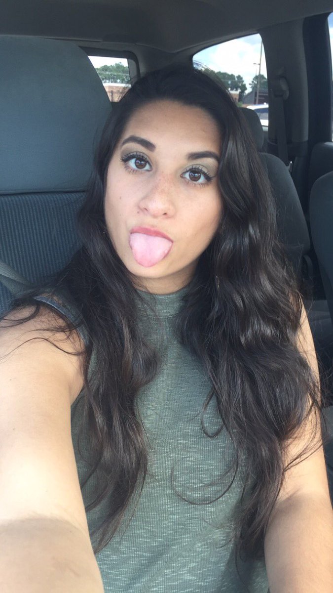 Marisapena_ tweet picture