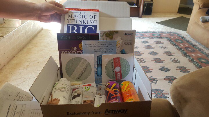 DanielleB4life's tweet photo. Love using the Amway boxes2give 2 our new ppl getting reg. Filling it with all my fav products. #ltd100k #swtakeover https://t.co/cF23Q64pQK