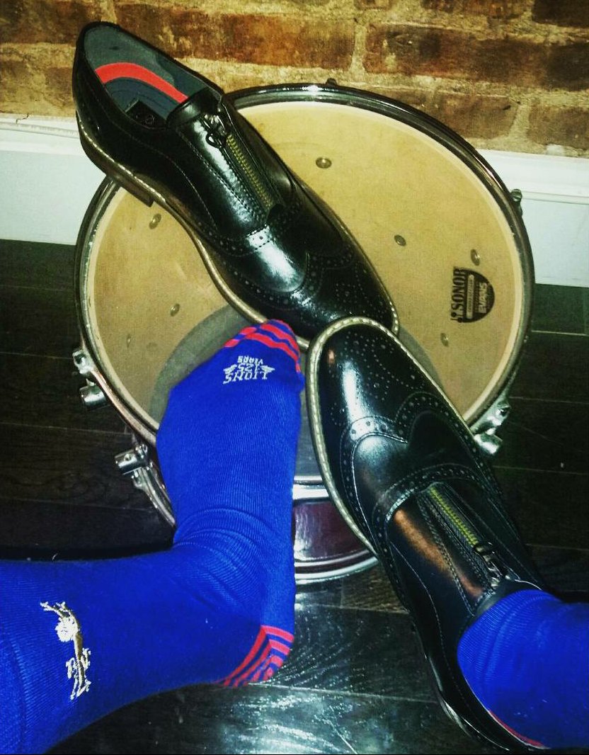 choclattjared's tweet photo. #PinkLionsCollection #LuckySocks 😆 #Champagne #PowerMoves convo w/ #PowerMovers 💳 💴💰😉 #Believers #FeelTheBeat💃 https://t.co/w4DRmfbPGH