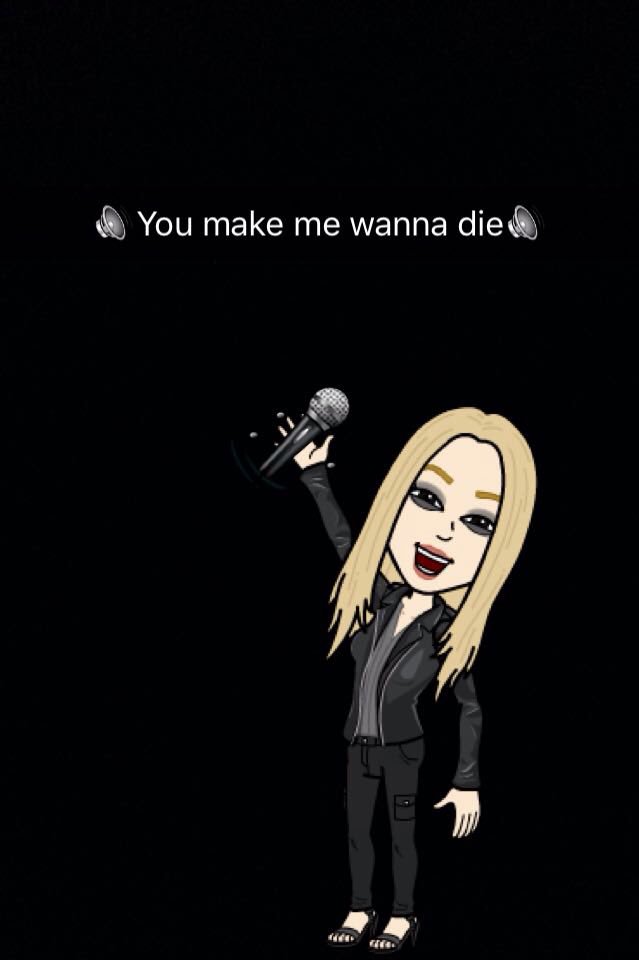 BitEmoji's tweet photo. Singer 1: @taylormomsen https://t.co/faCZpsyLeq