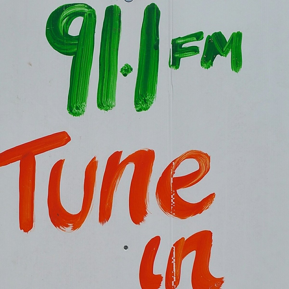 Don't forget to tune into 91.1 fm for all the #bowensuperboats action
