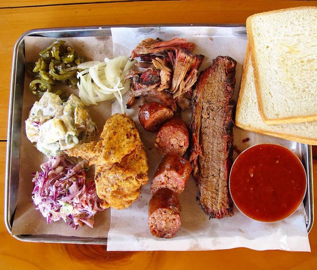 BBQBALI's tweet image. That's a lunch.:. 😃😃😃😃😃 #balilunchspots #baliweekend #lowandslow #lowandslowbbq #bestinbal… ift.tt/2a2063l