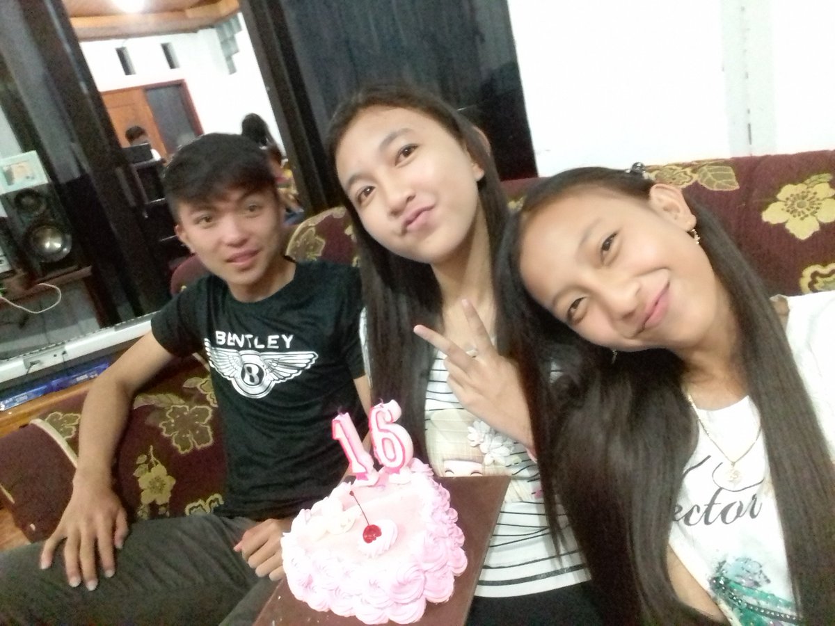 OurwinPessak's tweet photo. #TPP dg @GratiaLiu , TeoBirthday 🎂🎉🎉 https://t.co/3FQXIgTJlI