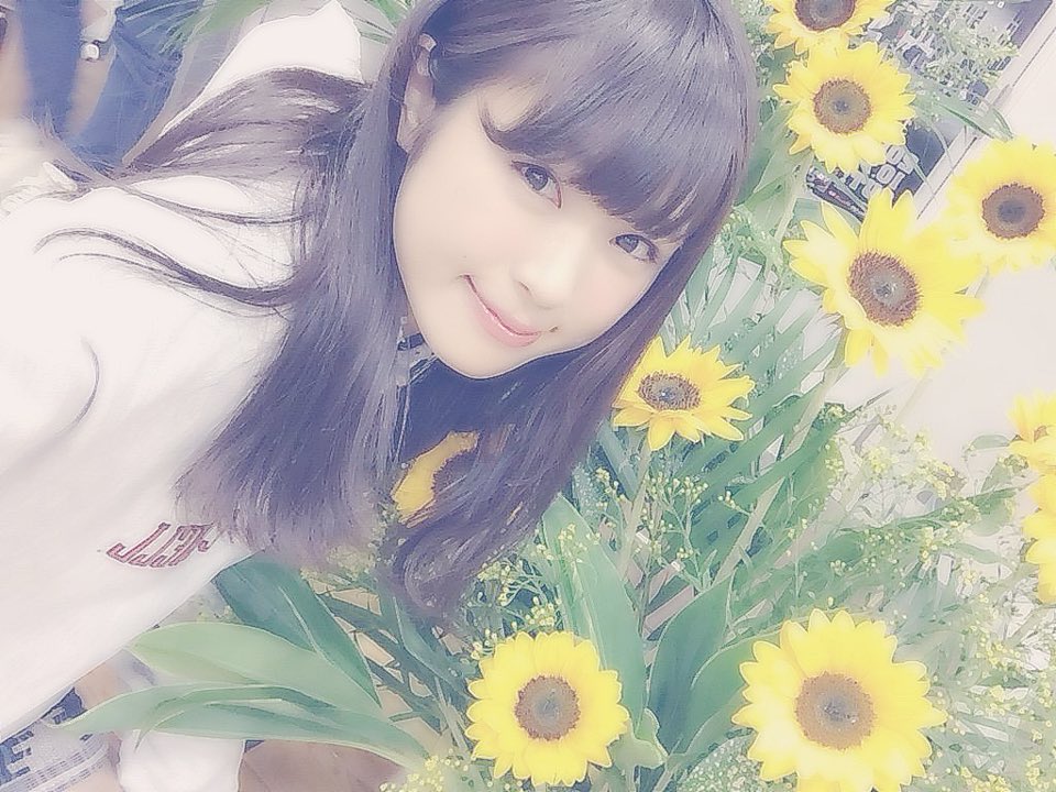 __L_y_____'s tweet photo. ㅤ

　　　　××　┈┈┈┈┈┈

　　君の大切なものが

　　　＿＿＿＿＿＿　⇔＂ 🌈
￣￣￣￣￣￣￣￣   巡  逢

ㅤ　♩.*
　　　　　　　　⑅　﹏

　　ほら　君に架かる

　　　　　　　虹 になる

ㅤ https://t.co/S8PnfSCSea