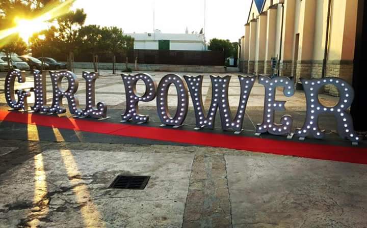 giddysmurf's tweet image. Congratulations on an amazing launch @SpiceExhibition #SpiceGirls20 #spiceupcyprus @victoriabeckham @OfficialMelB