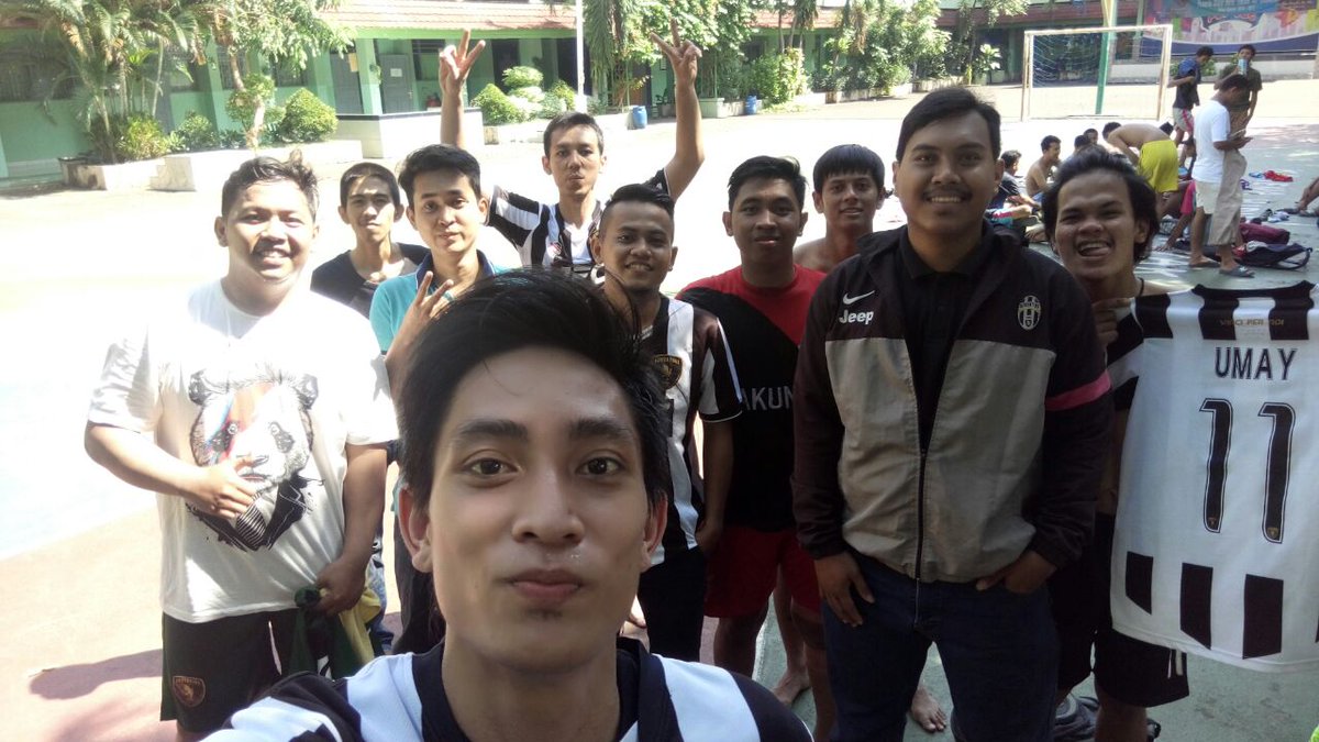IKP_sebelas's tweet photo. terima kasih @futsal45team  atas undangan separingnya pagi ini 😊 https://t.co/QA5WtUv3Uh