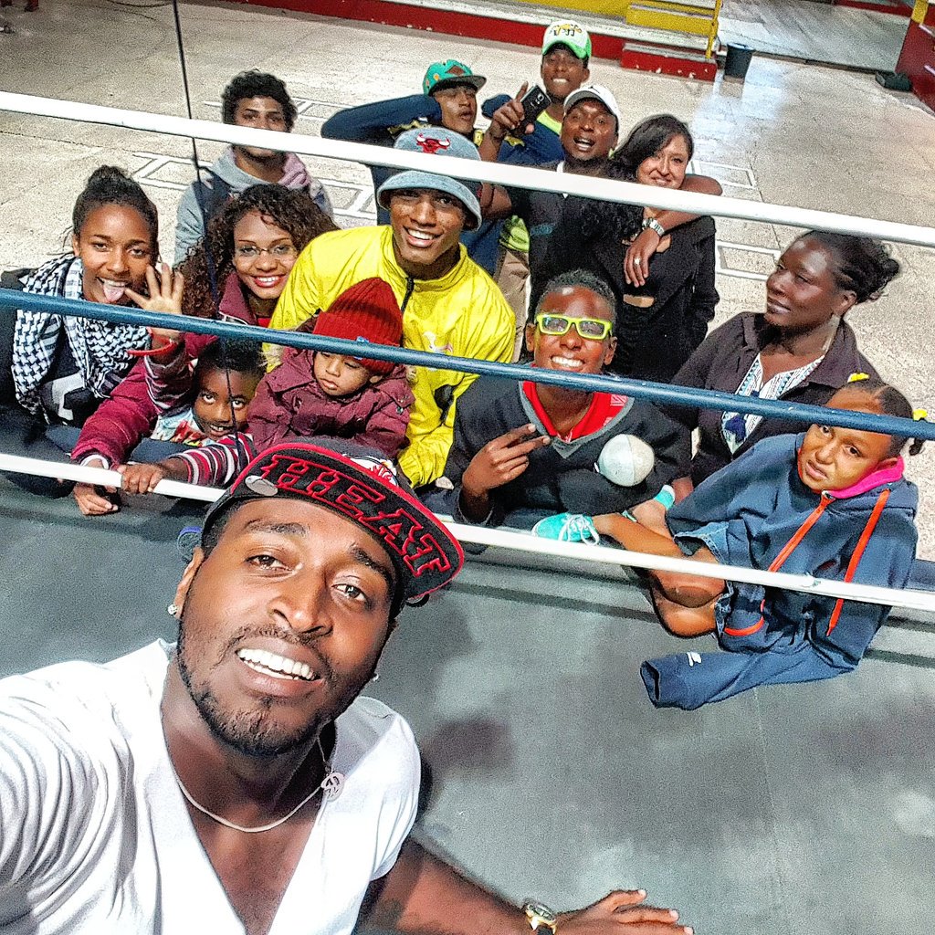 delaminaotm's tweet image. Me la Gozo con quien conmigo se la gozaria 
Los #oftheM &amp;amp; #Los8desangre se dieron sita al gym de la Tola #MINA