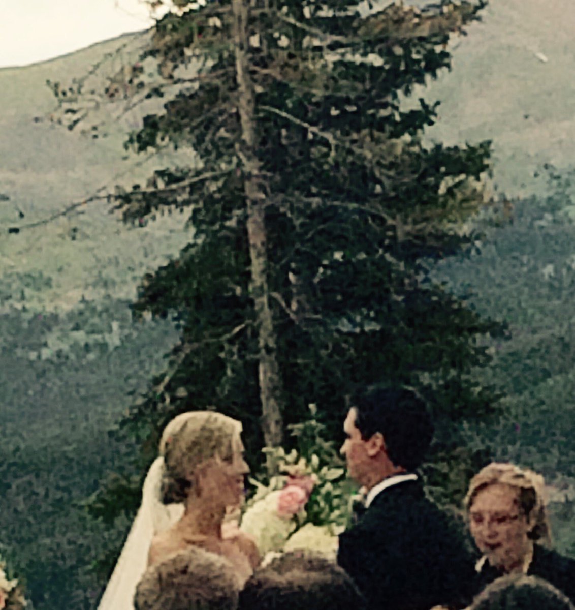 PPM18sAAA's tweet image. Congrats to our own Coach Harper! &quot;I Do!&quot; -done!