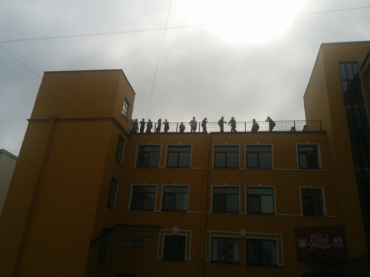 niquola's tweet photo. #itgm8 балкон for rescue https://t.co/cKvSIBh0Jt
