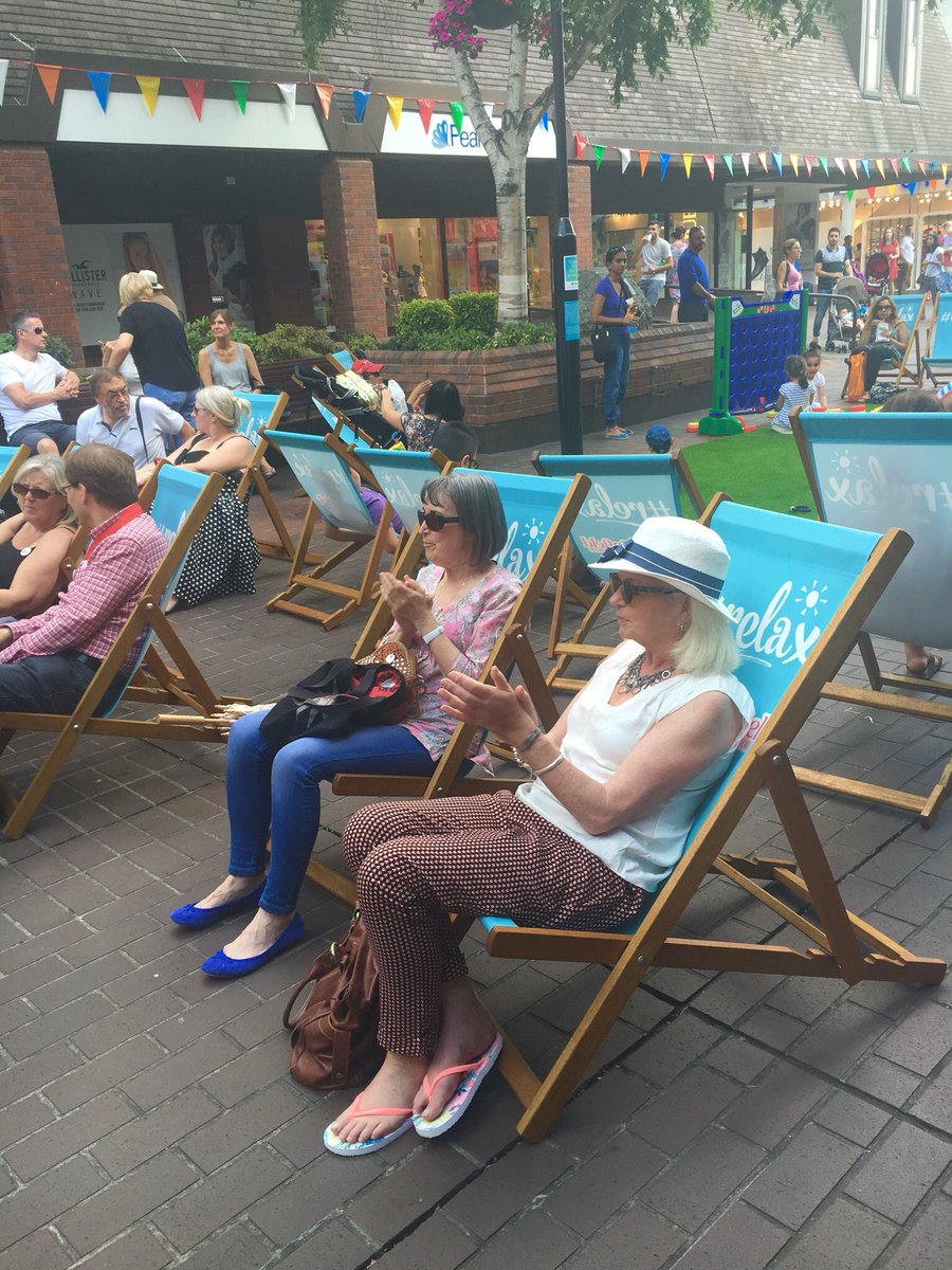 MrPaulEveritt's tweet photo. Musicians, the @MayorofEnfield and the Community gather @PalaceShopping for #EnfieldSoundsGreat #LiveMusicInEnfield https://t.co/brbjw9Fmvv