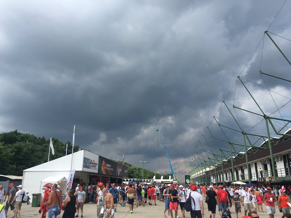 peco_train's tweet image. Rain on its way for #quali at @HungaroringF1? #HungaryGP #ThinkSo #F1