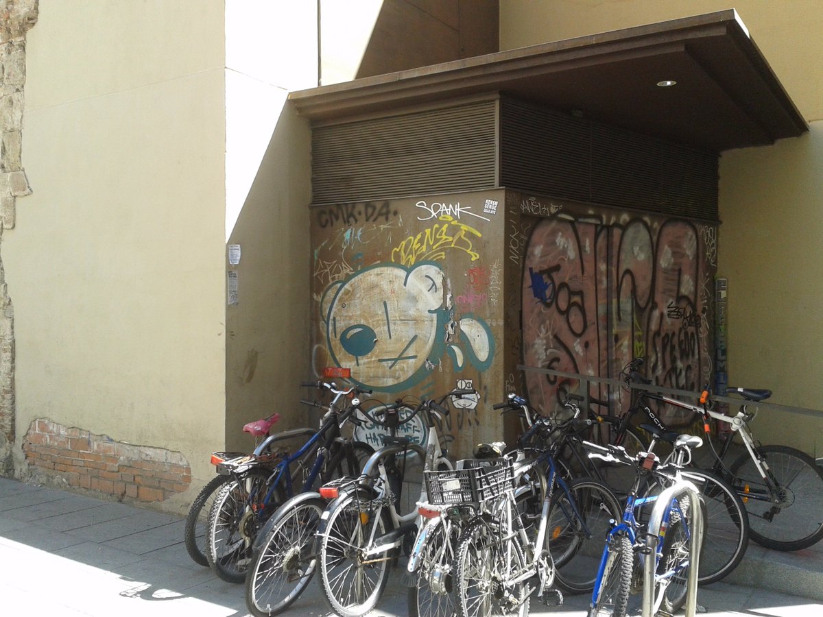 OneOneWANTED's tweet photo. One One WANTED 6 - 7 #barcelona #graffiti #streetart #art #arteurbano #oneonewanted https://t.co/d3zTgOgnWd