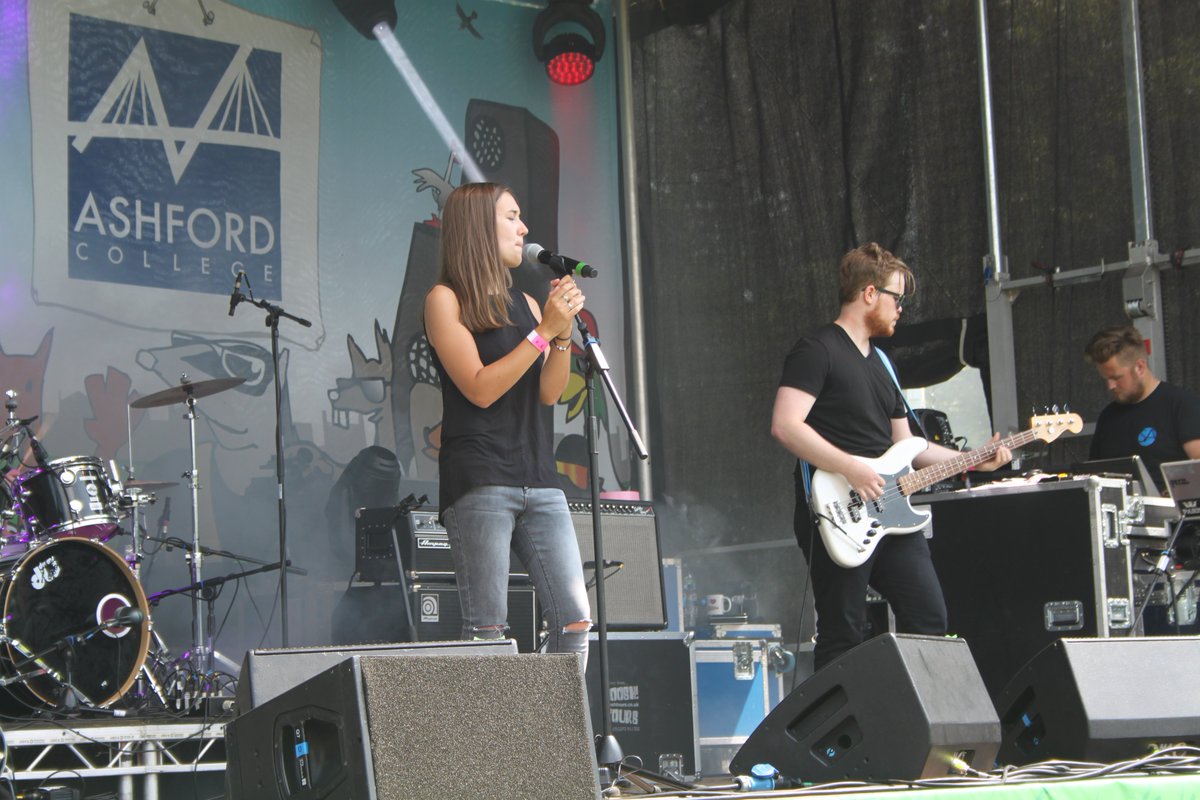 ashfordcreate's tweet photo. On the Create Main Stage we have @AMLittlePieces  playing some rocking tunes! https://t.co/SHJPHce7Ss