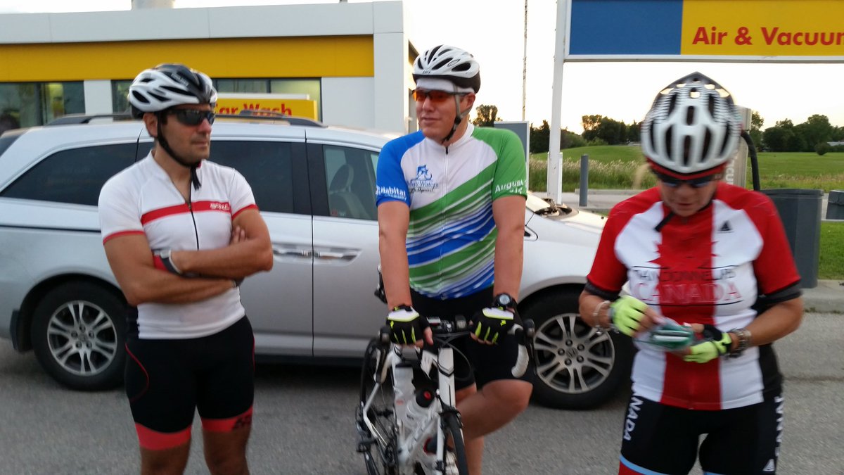 Follow our three riders on the #LeonLights600 share.findmespot.com/shared/faces/v…