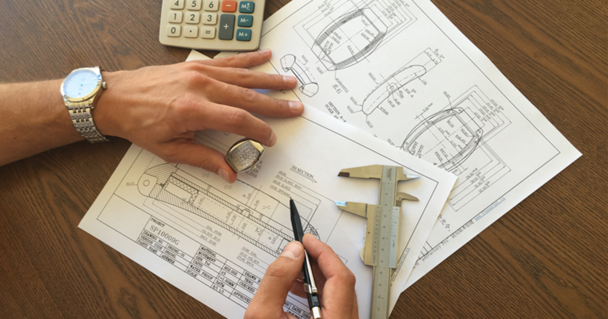 Technical development of the Lady Barrel case with soft angles and elongated curves.
