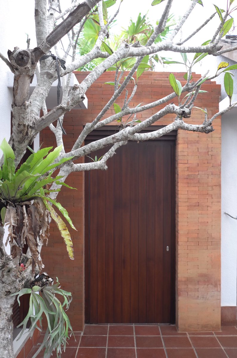 marpravillas's tweet photo. NEW 3 Bedroom, 3 Bathroom villa with infinity pool and jungle view in Canggu for sale. Email: marpravillas@yahoo.com https://t.co/2ENsl4Cni0
