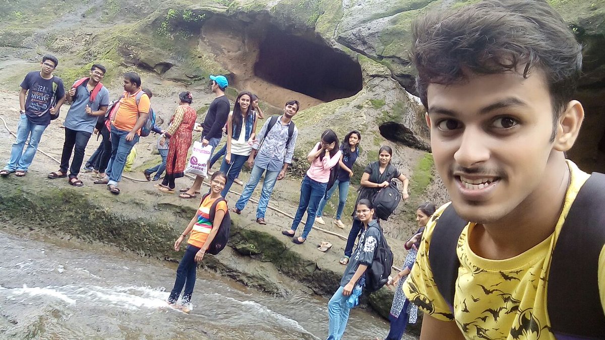 abbygupta5's tweet photo. @TheEsselWorld
National park Adda
Today group selfieeeee
#takenForYou
#HopeToWin
#FunOLogyMeinPass
#EsselWorld https://t.co/UxqRLuCb9m