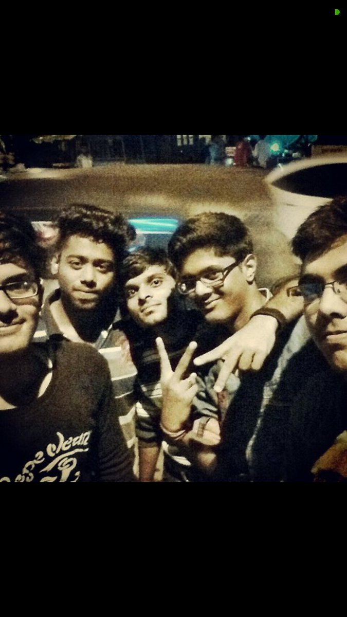 abbygupta5's tweet photo. @TheEsselWorld
Birthday tym selfieeeee
Group party tym Adda
#FunOlogyMeinPass
#EsselWorld
#EsselWorld
#Fun https://t.co/Kg2ijz3hiQ