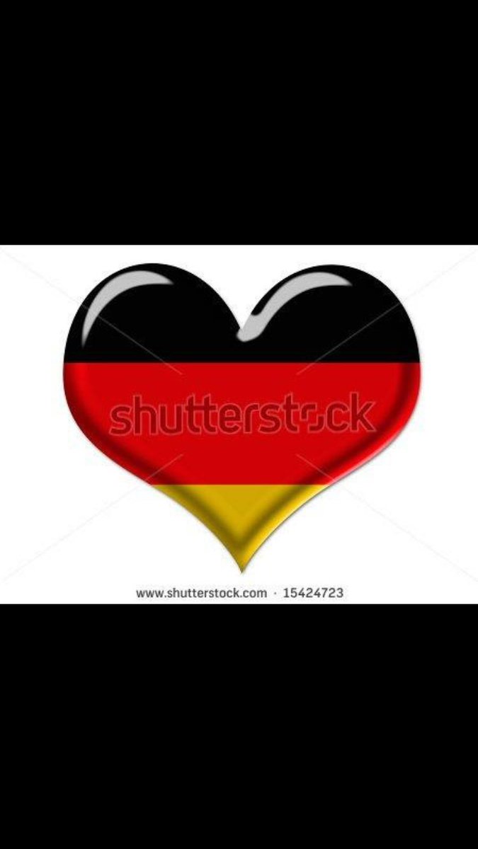 Maddogg1982's tweet photo. #MunichShooting https://t.co/rOWZl7wwY5