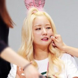 twxcyoung's tweet photo. icons yoon bomi apink

save? rt or fav
cr: owner https://t.co/SuqmneTa8E