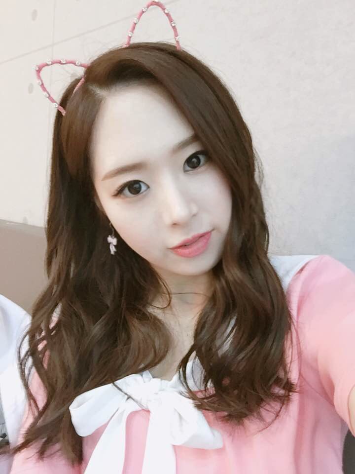 minjae_1218's tweet photo. 쫌따 팬싸에서 보쟈옹~😻 https://t.co/4mJJbUAI77