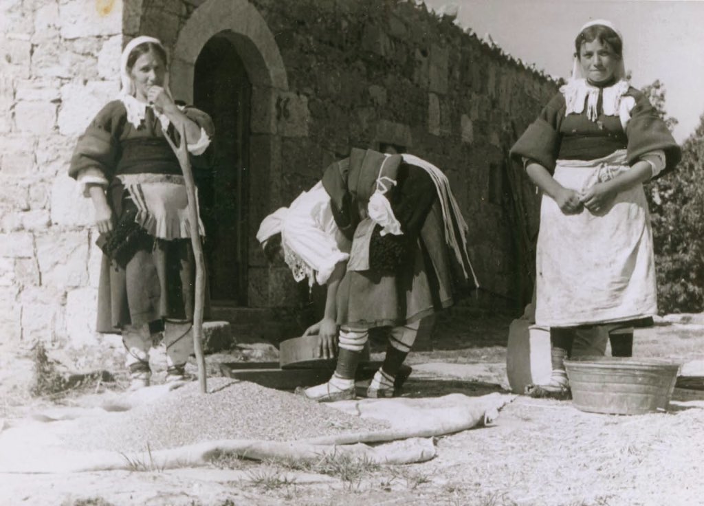 AManiscale's tweet photo. #centonze since 1953 https://t.co/OL0rEm6xwj