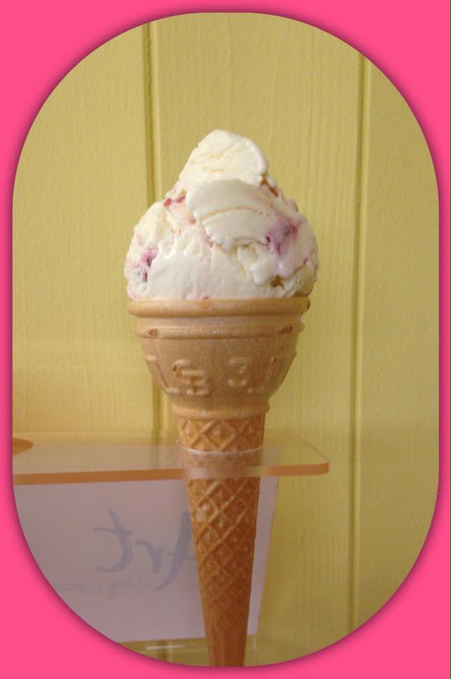 poppets_s's tweet photo. Thaymar Ice Creams this weekend 
Come and get your ice creams from Poppets today open until 4.30pm. https://t.co/Uzq3AhY98T