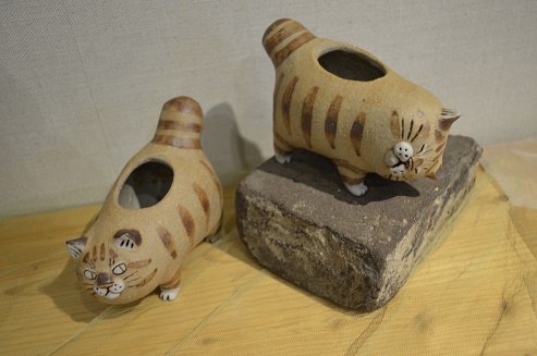 第12回ねこ展 ☆作家さんのご紹介☆ かとう ゆみさん ぶすっと可愛い猫