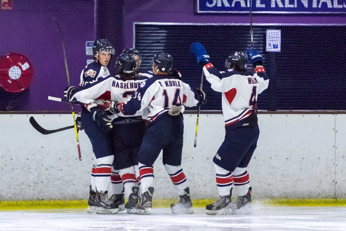 AIHL's tweet photo. The @PerthThunder have beaten the @sydneybears 4-2 in Penrith. https://t.co/IfsvZSP7Bc