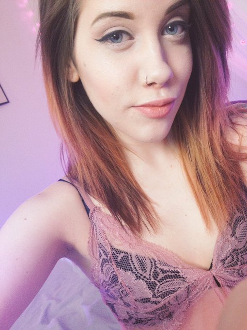 MUST #FOLLOW &amp; #RT   😍😍 @MissEve_CB 😍😍  🔥🔥 🇸️🇪️🇽️🇾️ 🔥🔥 #Camgirl  #GoAndShowHerLove 💕💕 https://t.co/M<a href="/tag/follow"class="tags">#FOLLOW</a><a href="/tag/rt"class="tags">#RT</a><a class="tags" target="_blank" title="On Twitter" href="/?out=eyJ0eXAiOiJKV1QiLCJhbGciOiJIUzUxMiJ9.eyJpYXQiOjE3MjQyMjMxOTEsImlzcyI6InR3cG9ybnN0YXJzLmNvbSIsIm5iZiI6MTcyNDIyMzE5MSwiZXhwIjoxNzU1NzU5MTkxLCJyZWRpcmVjdF91cmwiOiJodHRwczovL3R3aXR0ZXIuY29tL01pc3NFdmVfQ0IifQ.8WyPKpAEynFl0MocaQpSSo-XBq69PIqnfv97taugsrIzE3fojD2xx3Md356l2vrfvptQt8jsbJByCE9A65ppLw">@MissEve_CB</a><a href="/tag/camgirl"class="tags"><span>#camgirl</span></a><a href="/tag/goandshowherlove"class="tags"><span>#goandshowherlove</span></a>