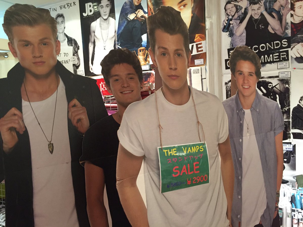 vv_amps's tweet photo. #1dworld 行ってきた☺️久々に行けたしセールで安くていっぱい買ってしまった、、でももう行けないと思うと後悔はしない☺️❤️❤️❤️やっぱりあそこに行くとモチベ上がるしパワー貰えます🙏🏻ほんとに楽しかった👼🏼💞💞 https://t.co/zerl2ZLcZ6