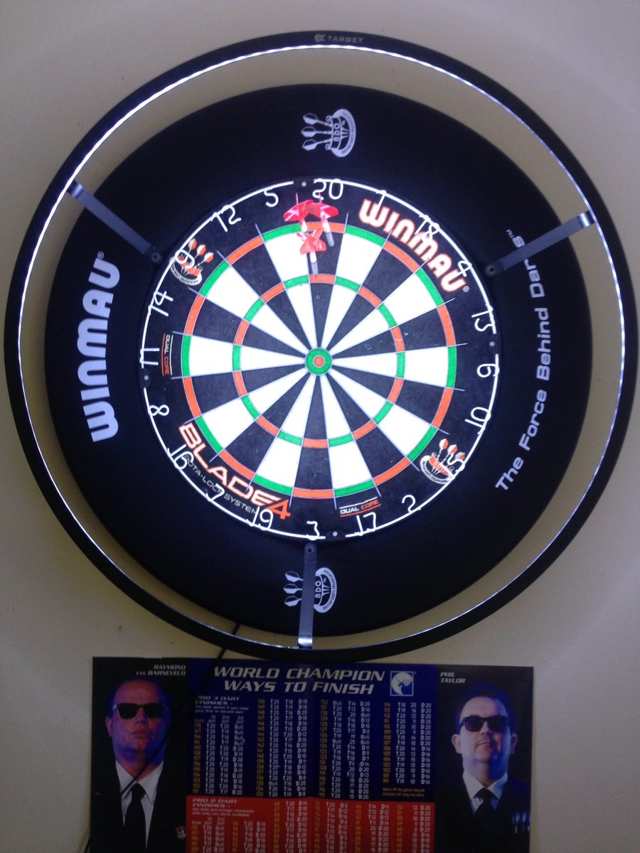 JackA180's tweet photo. Few hours on the board this morning #Target360 #Winmau https://t.co/pv8JLcQtoI