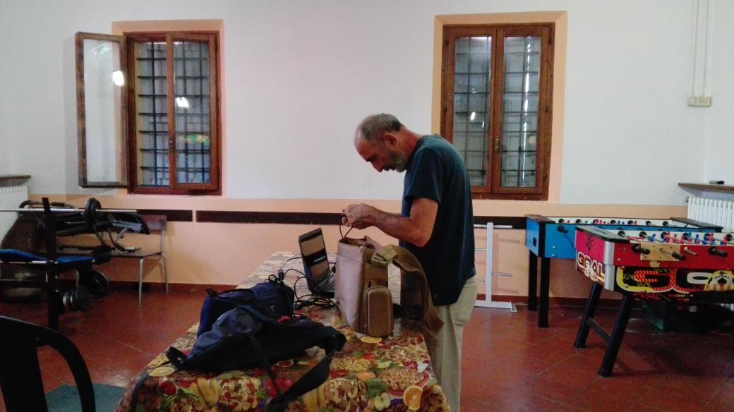 voiceoffmodena's tweet photo. Pronti alla proiezione di "Dream Is Reality" alla comunità Argonauta del gruppo CEIS. #RealityIsOff https://t.co/RUZvULuYYF