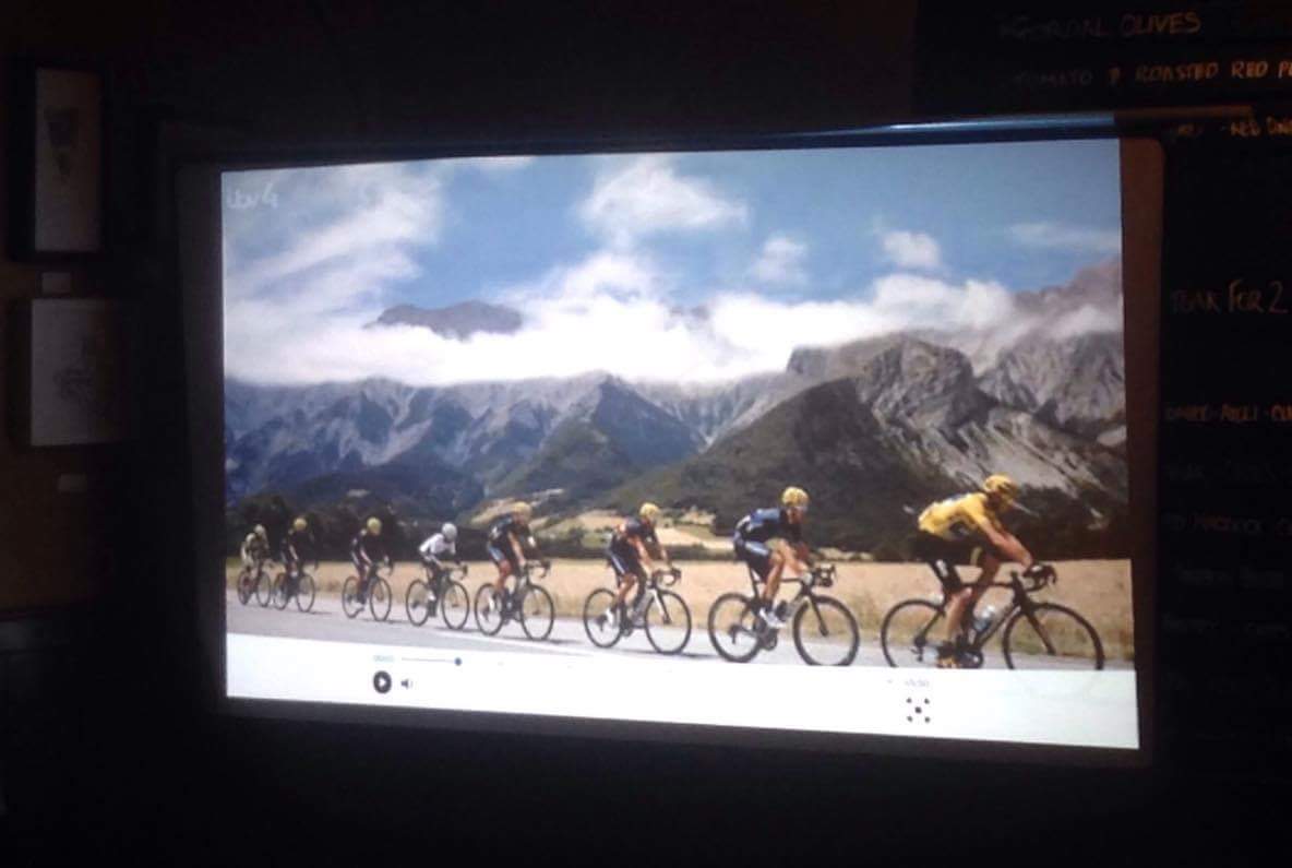 vaults_pub's tweet photo. Stage 20...who's joining? #TDF2016 #ilkley @ICCRides https://t.co/aRoCIASkU9