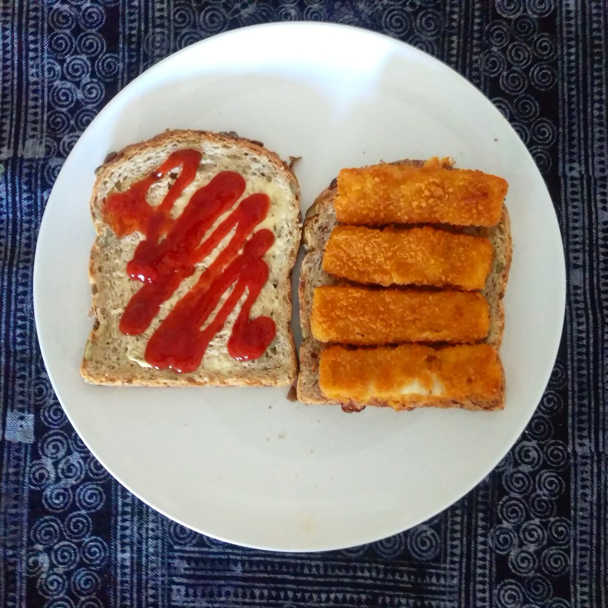 Mark Dredge on X: Fish finger sandwich for breakfast!