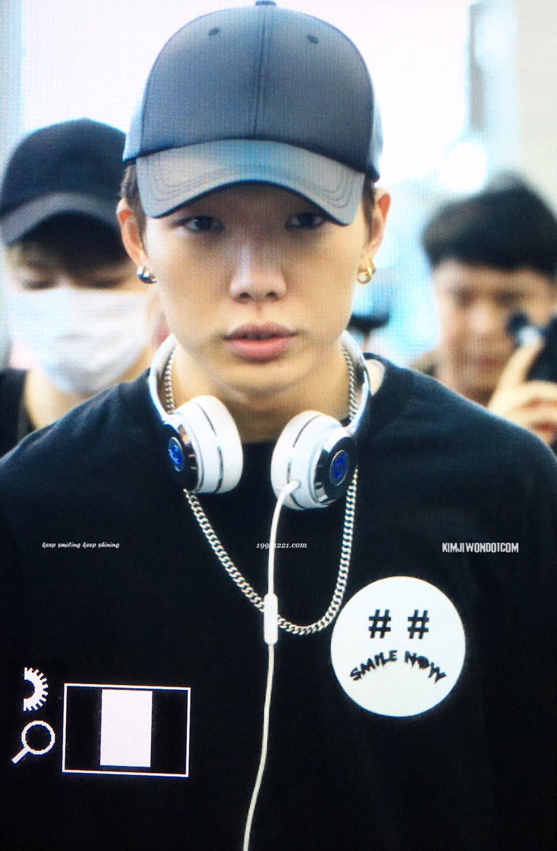 19951221_com's tweet photo. 160723 인천공항 출국 Preview 6
#바비 #bobby #김지원닷컴 https://t.co/1hbd01kocW