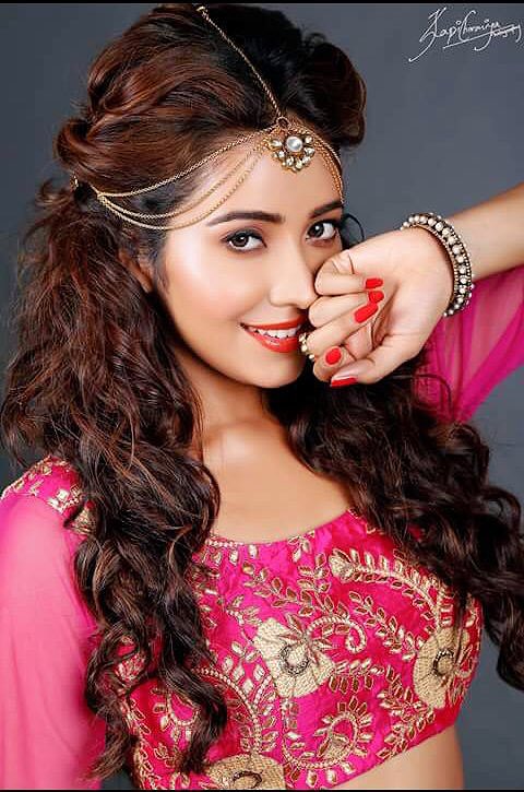 AshVikLand's tweet photo. Our #Ashanegi looks ravishing in the indo-western look styled by Richa Singh,
Credits: Kapil Charaniya photography https://t.co/gf7aDFqSqn