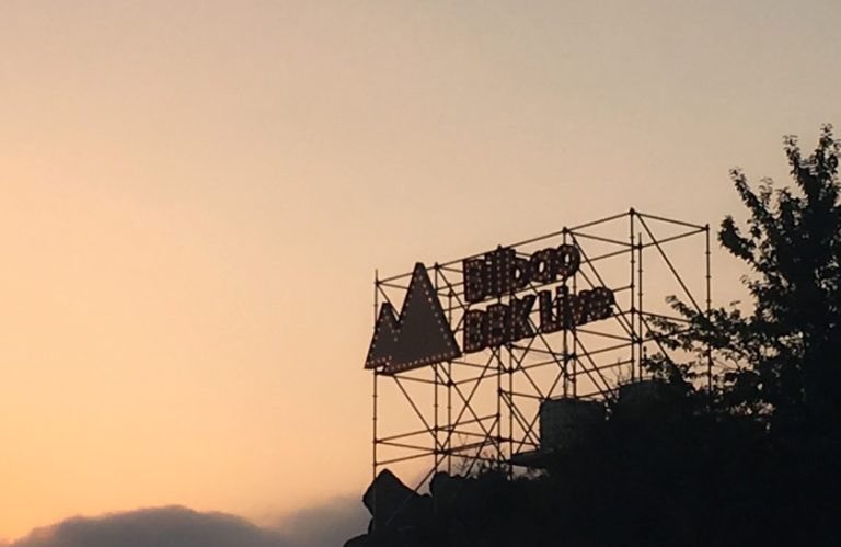 touchofmint_'s tweet photo. Nuevo post de nuestro paso por el increíble #festival #bbklive2016, ¡Volveremos! ^^
https://t.co/trPlYRbghJ https://t.co/06gNJKfaz7