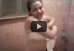 منيوكه فاتحه رجليها وهو نازل فيها نيك ولااروع باكثر من سيرفر
goo.gl/FVMsC7