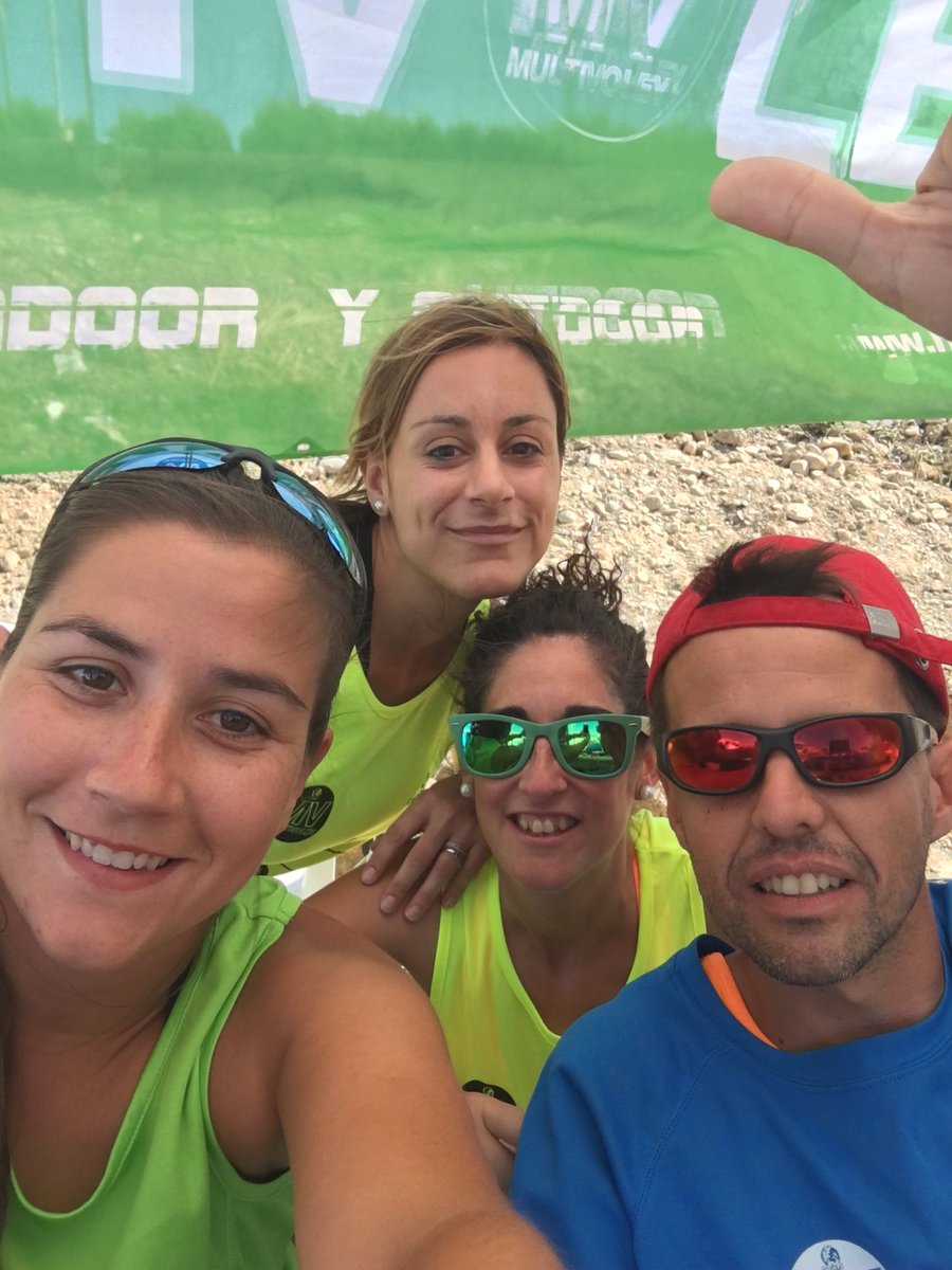 beatriz_molinos's tweet photo. #superPercebes en el #multivoley2016 de #SanMateo #molamos #ositos #FoodTrucks #Discomovil #paharas https://t.co/uXErzM4xSO
