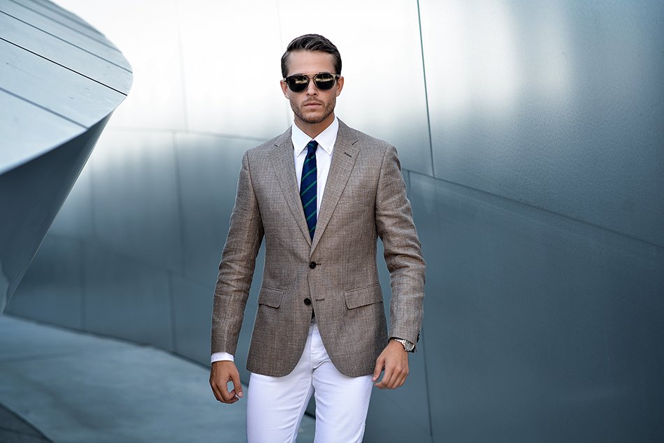 klassisk blok Kurve HUGO BOSS Corporate on Twitter: "Adam Gallagher wears sharp BOSS  sunglasses. Discover the new collection: https://t.co/6yrmZqo2CQ  #bosseyewear https://t.co/0IwF7nWaiC" / Twitter