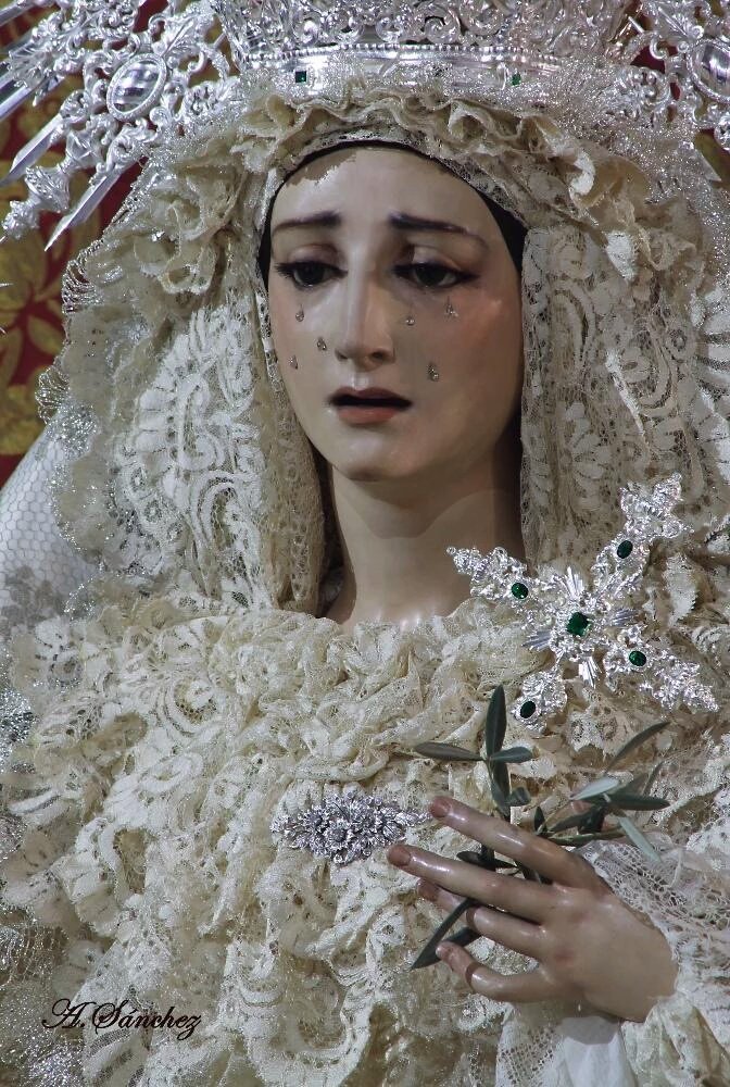 Recemos por las almas de las personas fallecidas trágicamente para que cesen los atentados y alcancemos la #Paz