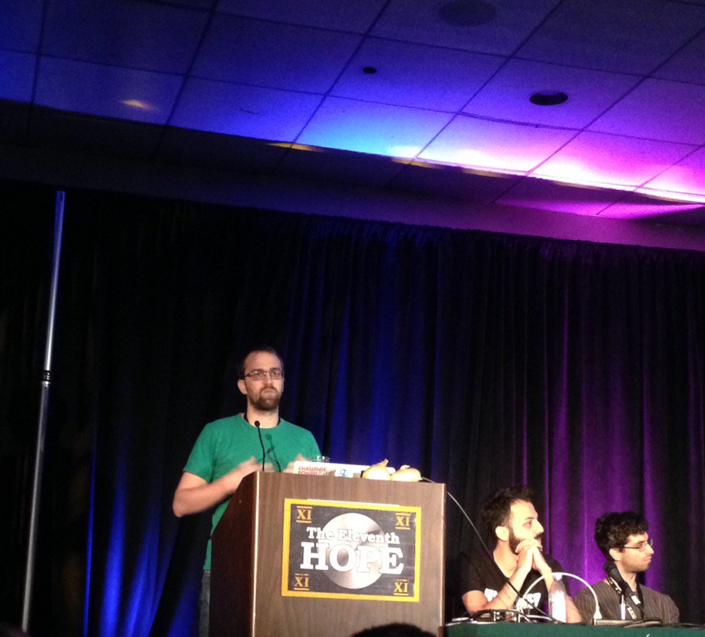 torproject's tweet photo. Tor"s onion services talk --there are 60,000 unique onion services --4% of Tor traffic https://t.co/eHBIeVvGFj