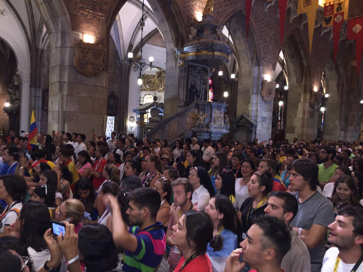 Delegación Diocesana de Juventud Sevilla tweet media