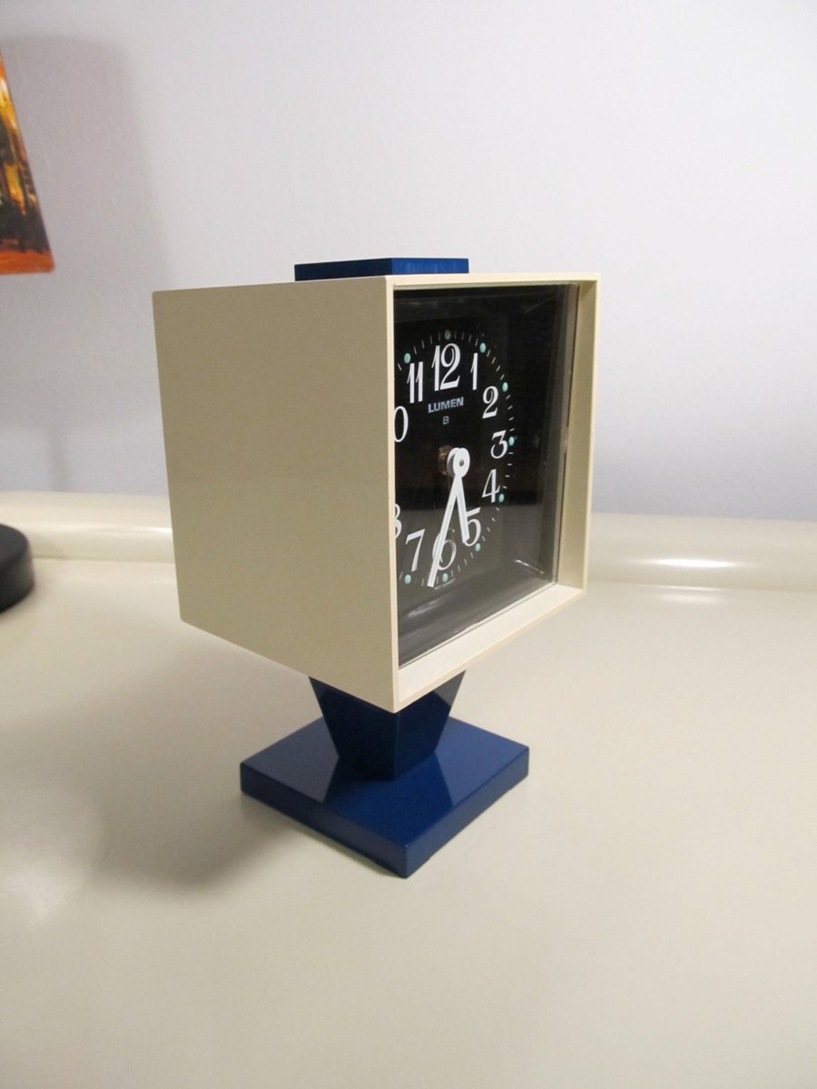 MaLanterne's tweet image. Vintage Retro LUMEN Alarm Clock White and Blue color Pedestal Spa… tuppu.net/19530a2 #VintageMood #GermanClock