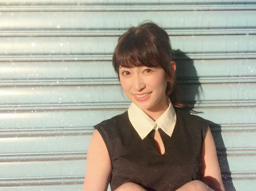 _yoshida_akari's tweet photo. Ray見たよー！とか
よかったねー！とか
嬉しいね！とかたくさん言ってもらえて
すっごーーーい嬉しい💟

こんなにも一緒に喜んでもらえるなんて私は幸せものだねっ💓

これからもどんどん夢叶えていくぞ〜💖

#今日のりん子 https://t.co/ickiNEq8HV