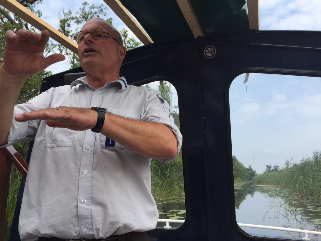 joycesylvester's tweet photo. Voor de zoveelste keer mee op excursie naar de #eendenkooi. Blijft leuk! #Naardermeer @Natuurmonument @GooiseMeren https://t.co/M0a15JYwHI