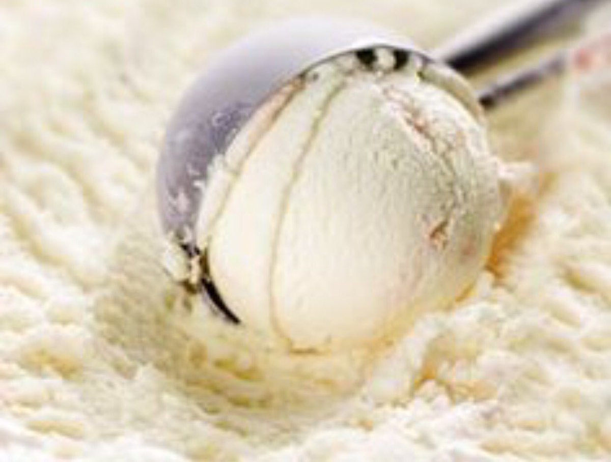 AlliedMilkProd's tweet photo. Happy #NationalVanillaIceCreamDay !!! Who do you think has the best vanilla ice cream?? https://t.co/tiq3vQ7afT