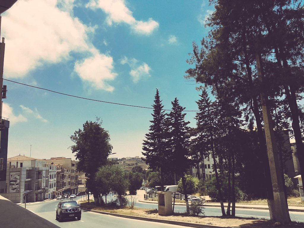 F_Abdel's tweet photo. Calm Saturday's ... Traffic-less !
#AinAllah #DelyIbrahim #Alger https://t.co/MhSeOhYsl2
